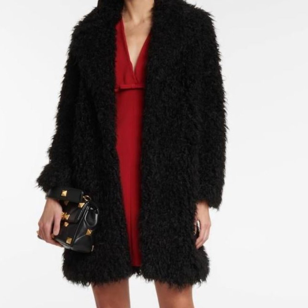 Aritzia Le Fou Wilfred Black Fuzzy Faux Fur Jacket